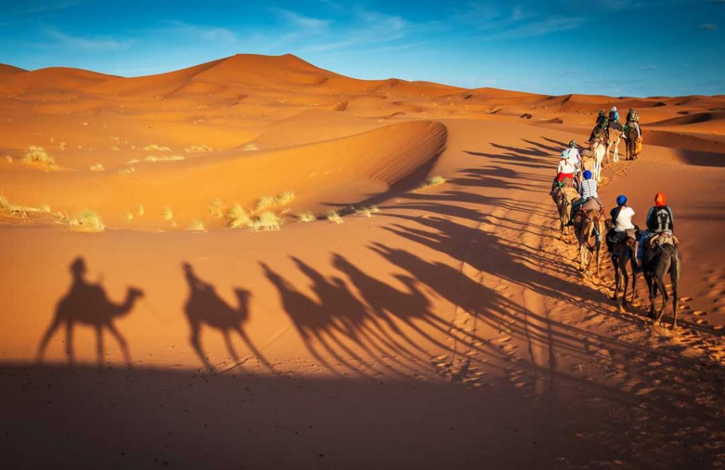 Desert Safari Dubai - Selecting between Morning & Evening Desert Safari